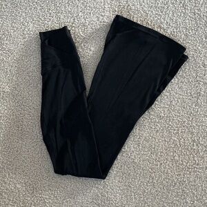 Offline by Aerie Real Me Flare Hi-Rise Black Leggings - Size XS